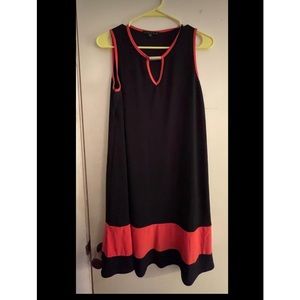 Tiana B Womans  Dress size Large